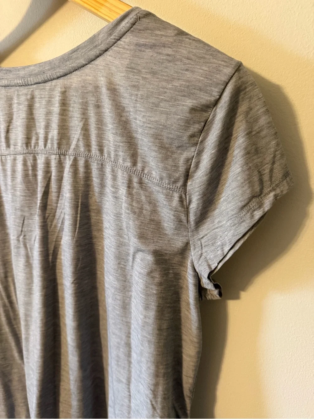 Athleta Short Sleeve Tunic Tee Heather Grey XL